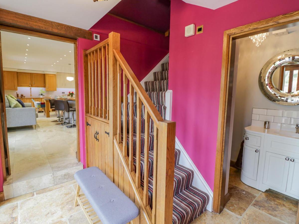 The Stables Villa Stourbridge Kültér fotó